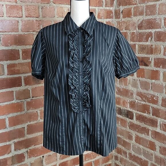 Lane Bryant ruffled button up short sleeve dress shirt 14/16 - Picture 1 of 7
